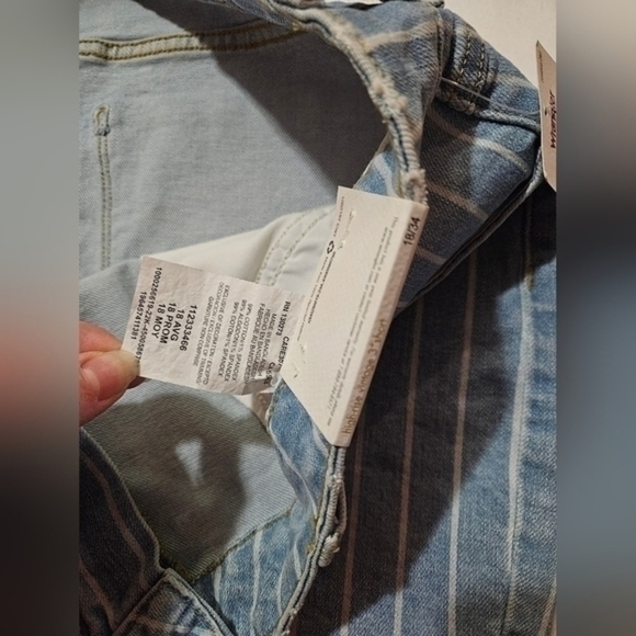 Wrangler Jean Shorts - Picture 4 of 5